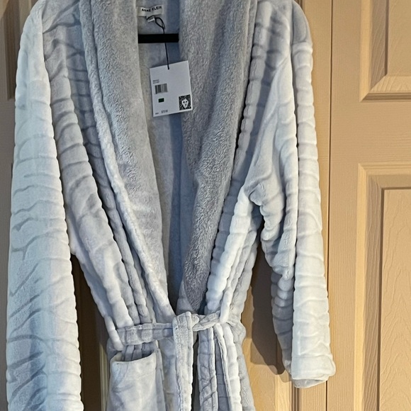 Anne Klein Gray and White Mid-Calf Length Plush Robe - Picture 2 of 8